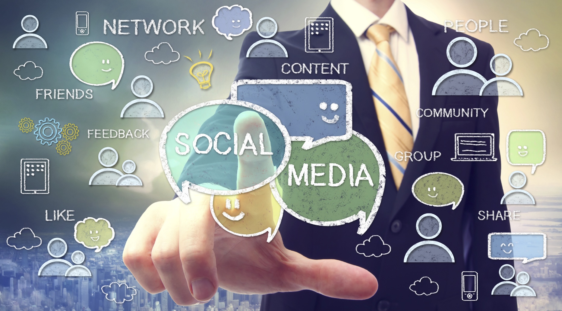 Make social media work as an employee communication tool in four simple steps | Reward Gateway AU